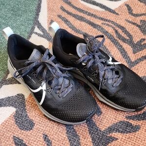 Nike Gray and Black Sneakers